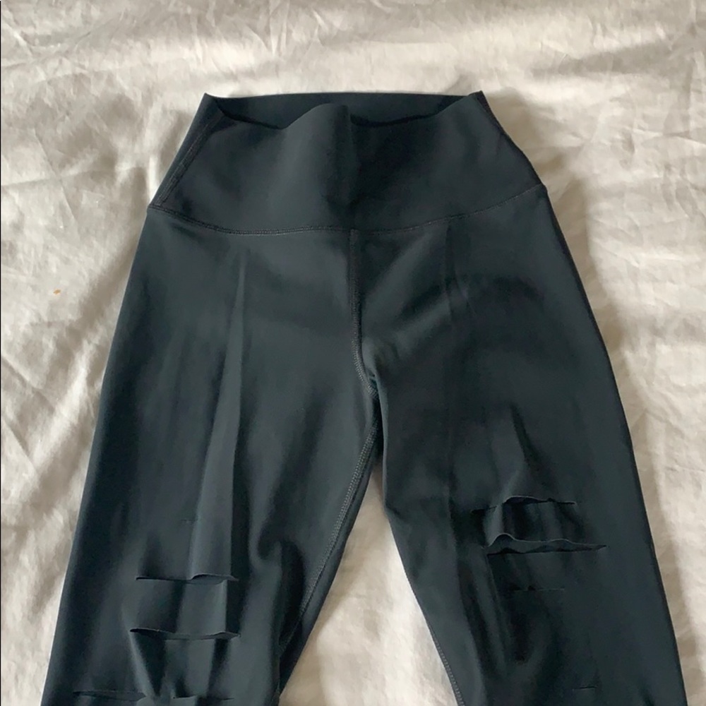 Alo ripped warrior legging Grey XS